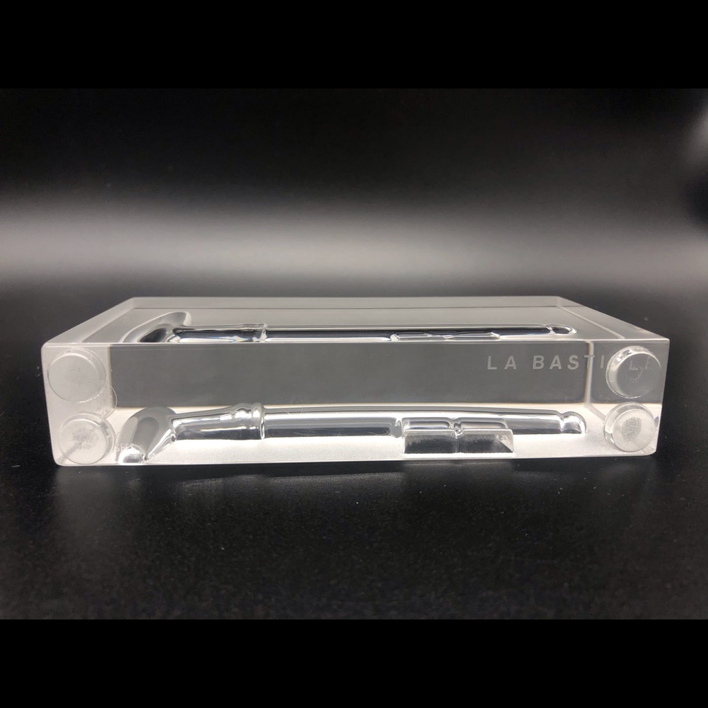 SOLD! Baccarat Bastille Key Crystal Paperweight - RARE - Picture 6 of 9